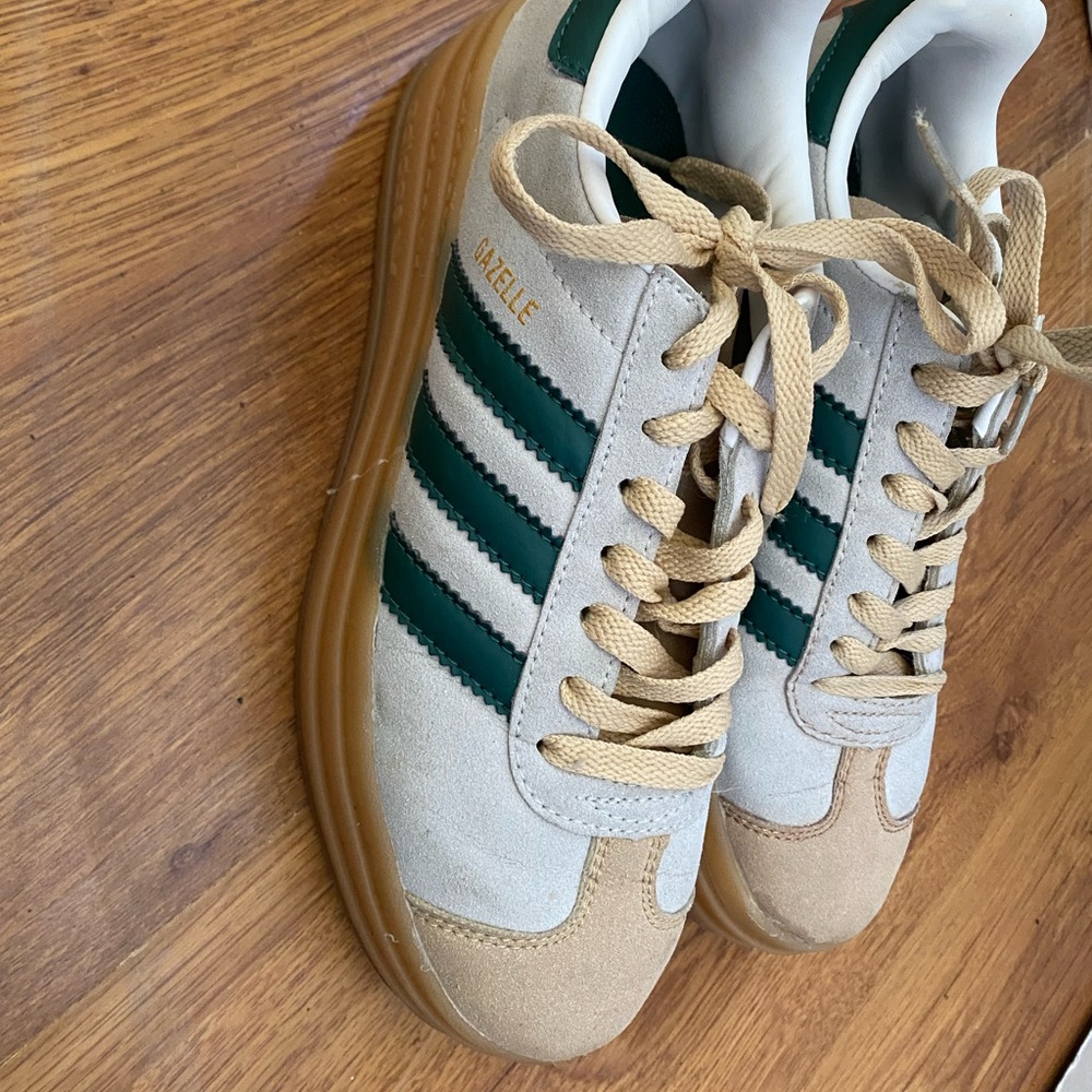 Adidas Gazelle Sneakers